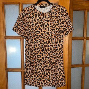Leopard/Cheetah Print Short Sleeve T-Shirt Dress